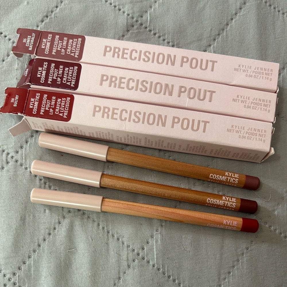 Kylie Cosmetics Precision Pout Lip Liners - Shades of Red NIB